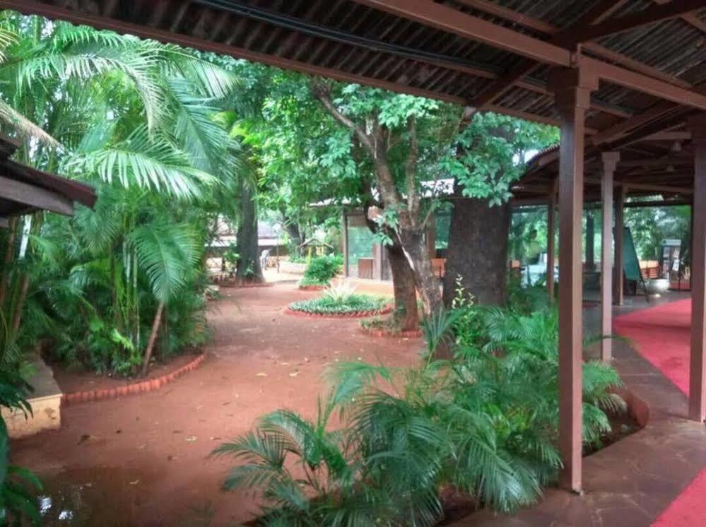 לונבלה The Dukes Retreat Khandala מראה חיצוני תמונה